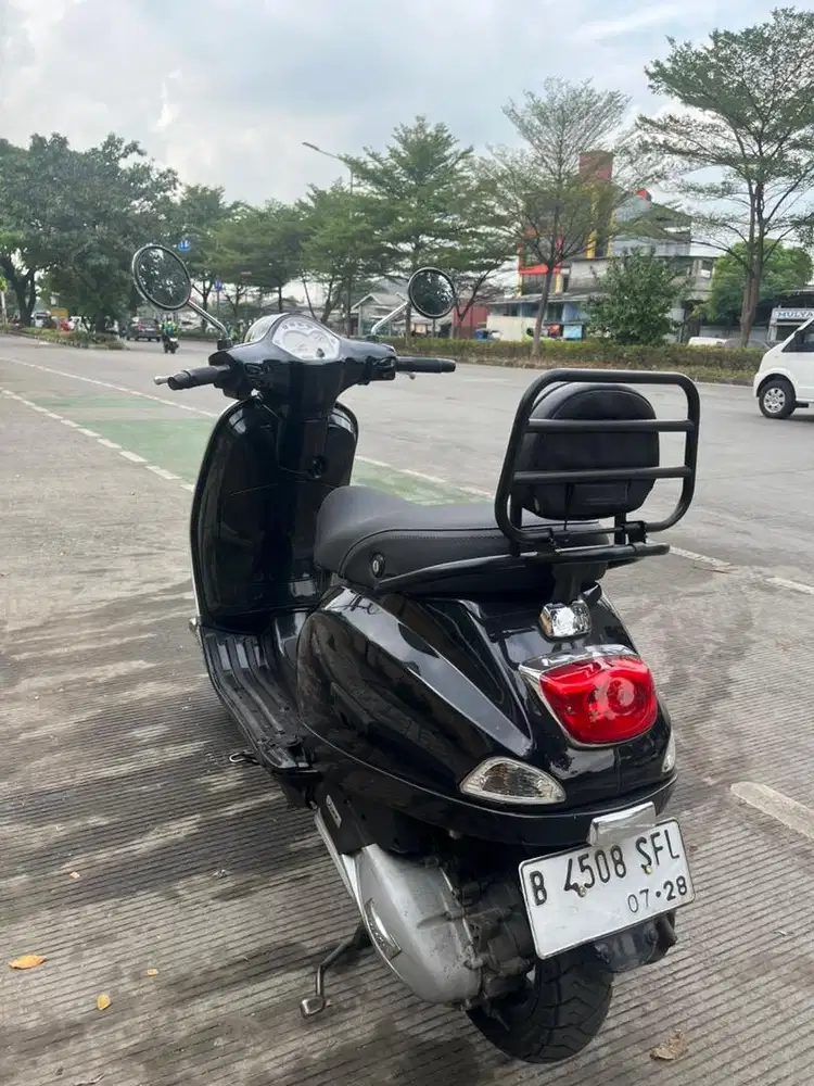 Bismillah di jual LX 125 Black 2018 3V IGET