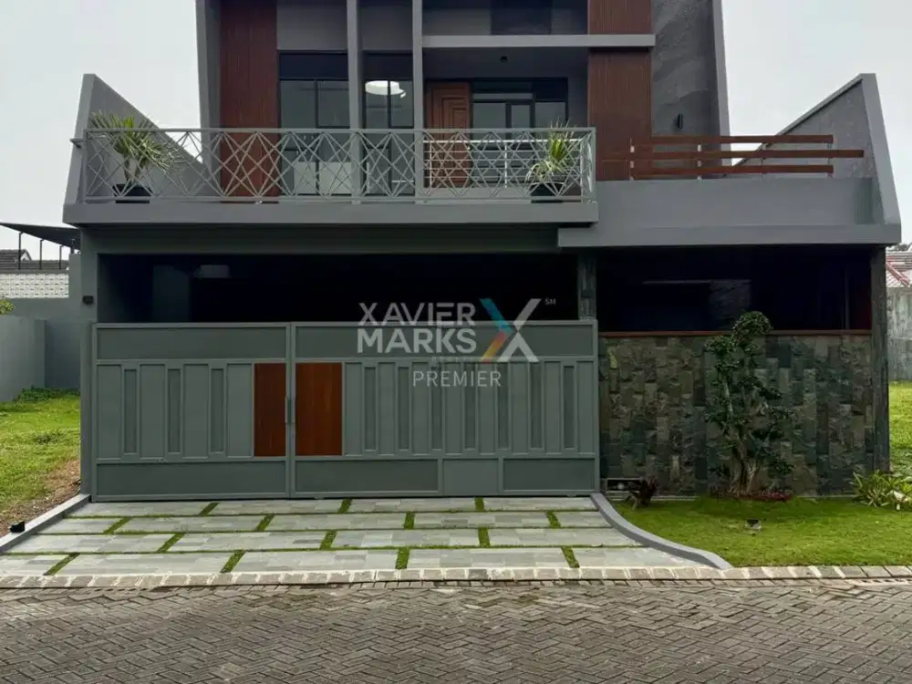 Dijual Baru Gress Rumah Modern Free Furnish Siap Huni Lokasi di Mainroad Jalan Kembar Akses Mudah ke Pusat Kota Di Boulevard Cluster Golf Araya