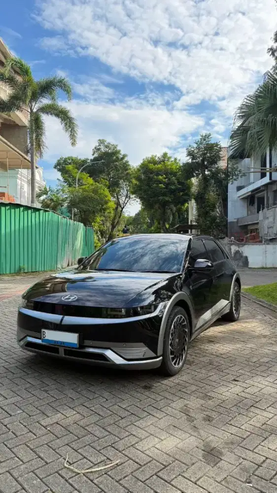 LOW KM! Hyundai Ioniq 5 Signature Long range 2024  sudah PPF