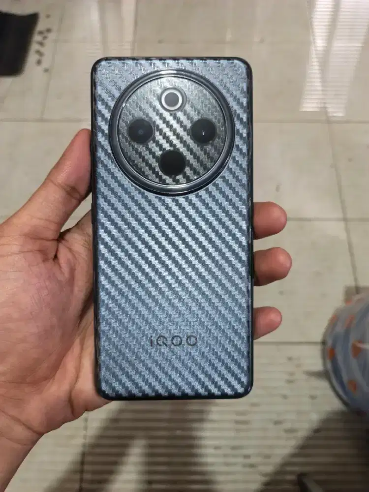 Iqoo z10 5g 8/256Gb fulset no minus garansi panjang