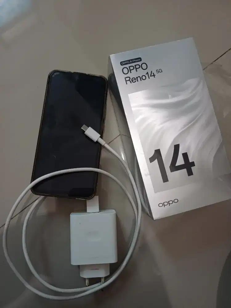 Oppo Reno 14 5G 8/256GB Fullset Mulus Like New Pemakaian Pribadi