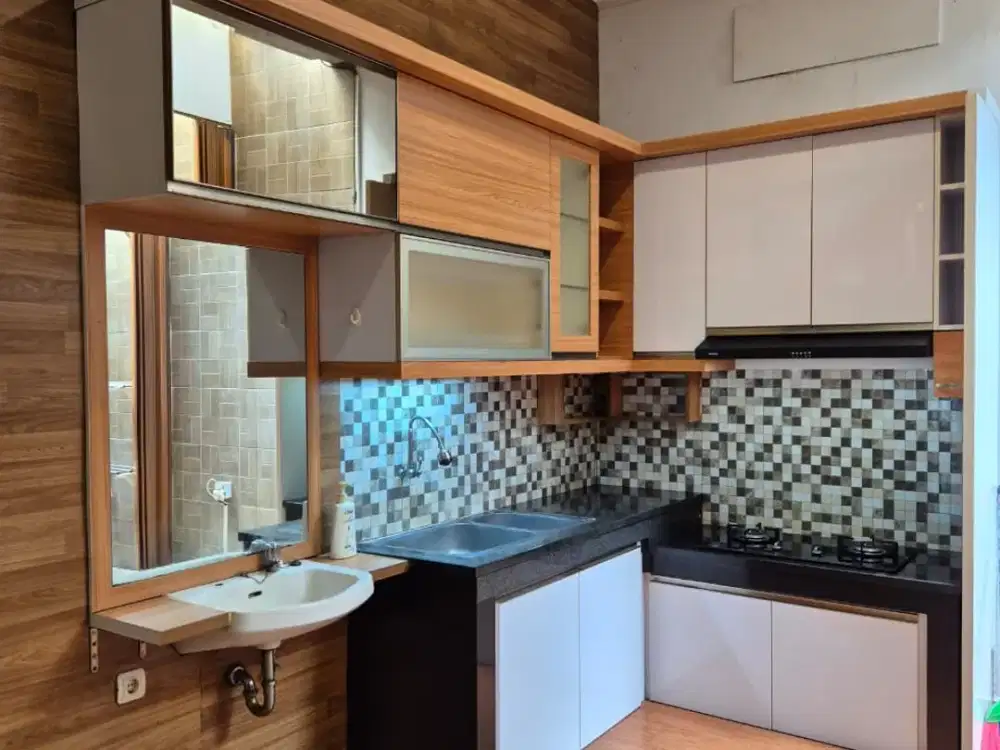 1,42M nego Dijual Rumah Taman Kopo Indah V Sommerville kt 2 km 1