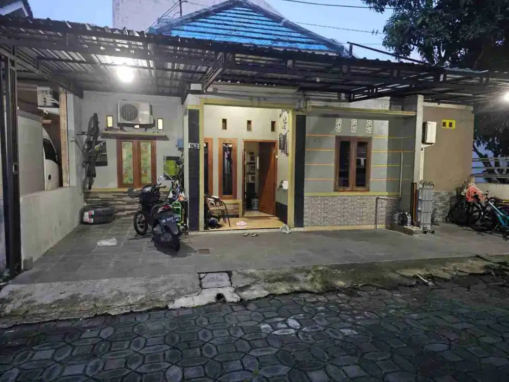 Rumah Hook dekat Masjid di Klipang Pesona Asri Regency, KPA Regency Sendangmulyo