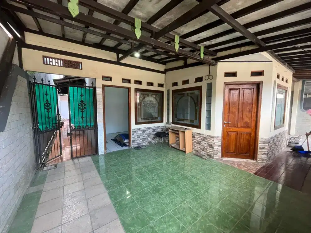 DISEWAKAN RUMAH DI BATAN INDAH