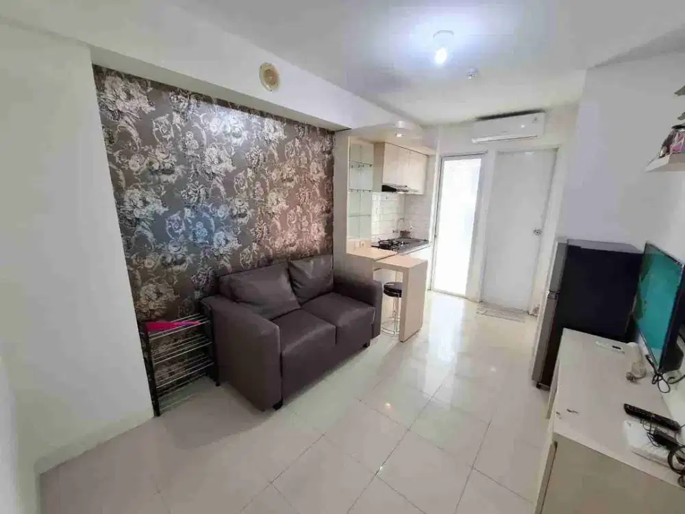 Sewa tahunan apartemen Bassura City tower Geranium type 2BR