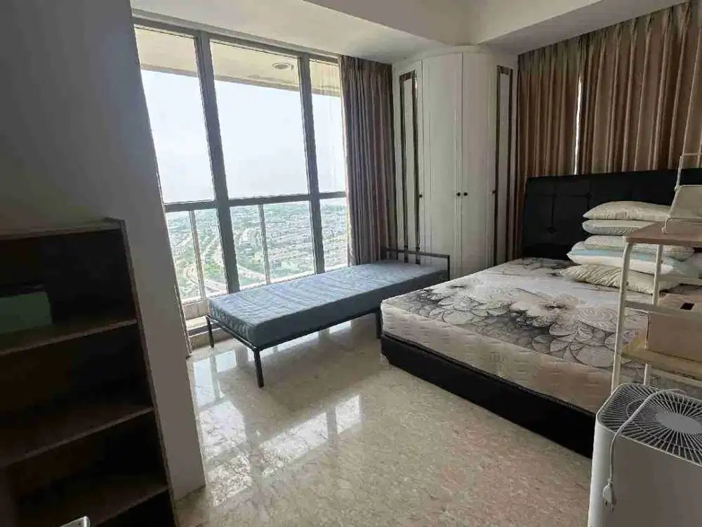 Sewa Apartemen Gold Coast 108m