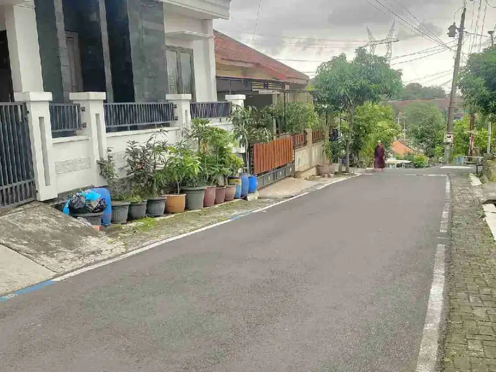 Rumah dijual di Perum Bukit Cendana Sambiroto dekat Citra Grand