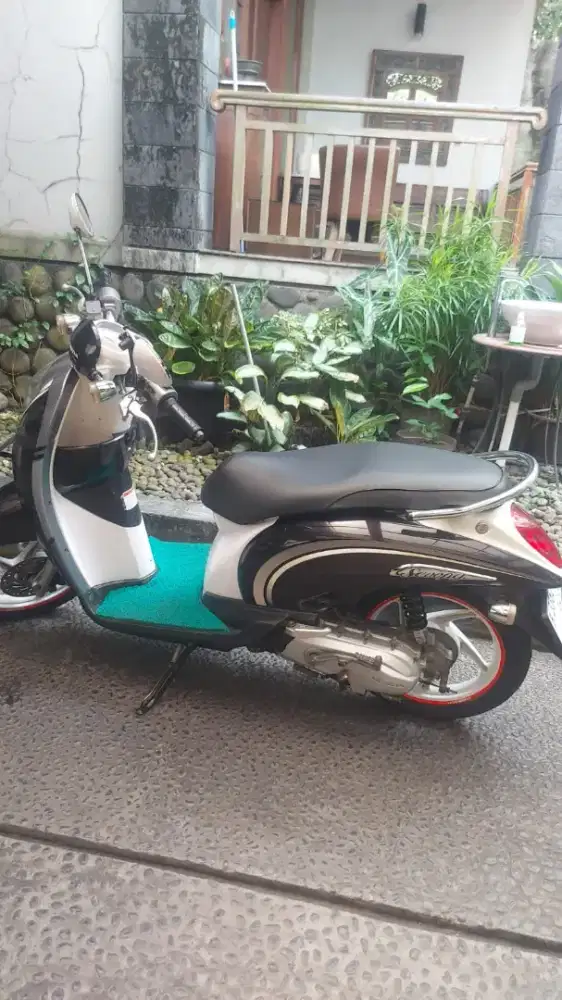 Scoppy 2012 Mulus