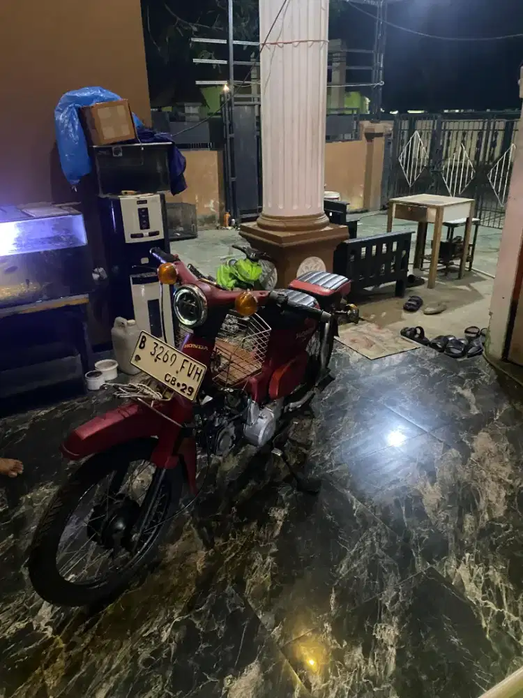 Honda C70 komplit