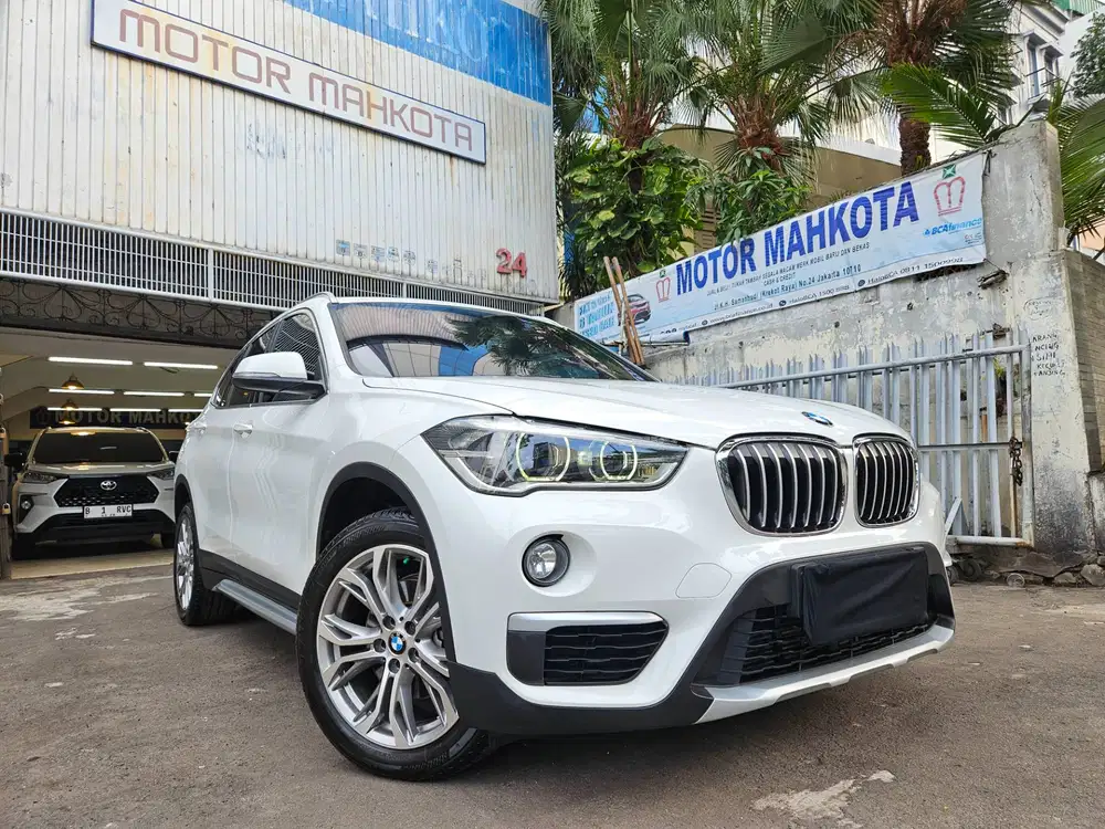 BMW X1 Sdrive Xline 1.8i panoramic 2019 nik 2018 putih X 1 white F48
