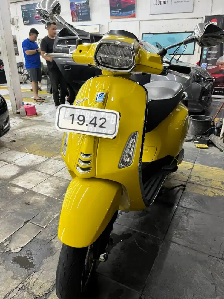 Piaggio Vespa sprint 150 i-get 150 abs yellow sole