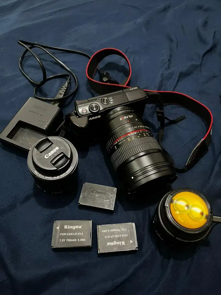 Canon eos m10 + lensa kit dan 2 lensa lainnya