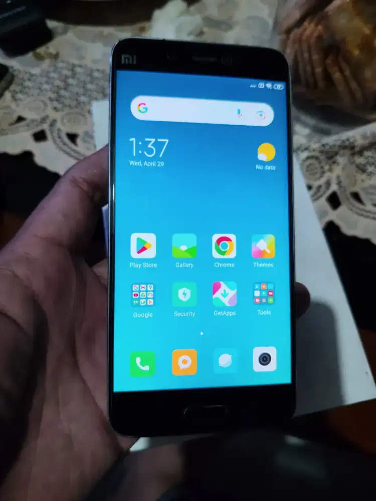 Xiaomi Mi 5 ram 3/32gb mulus bgt no minus LKP siap pakai