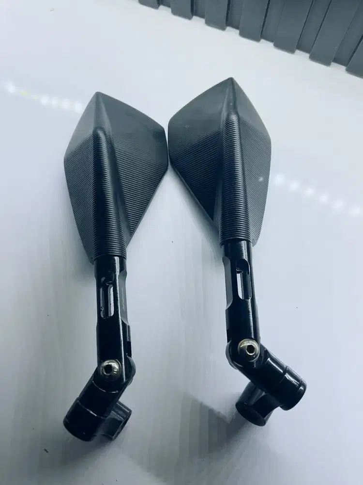 Spion model rizoma universal