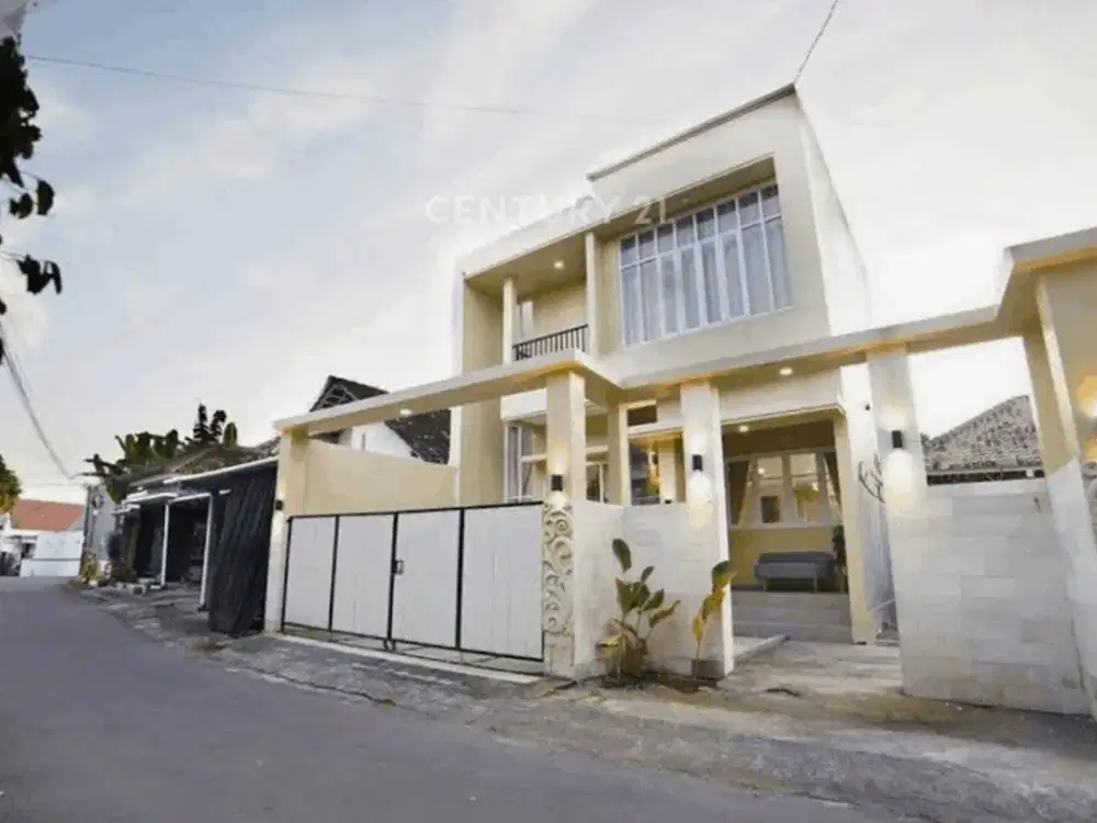 Rumah 2 Lantai Dekat Sleman City Hall  Furnist 15 Menit Ugm