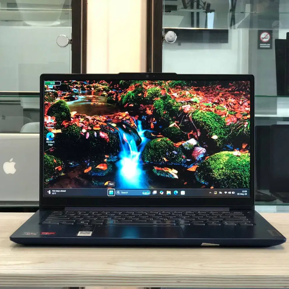 Lenovo IdeaPad Slim 3 14AMN8 – Tipis, Kencang, Siap Gas!