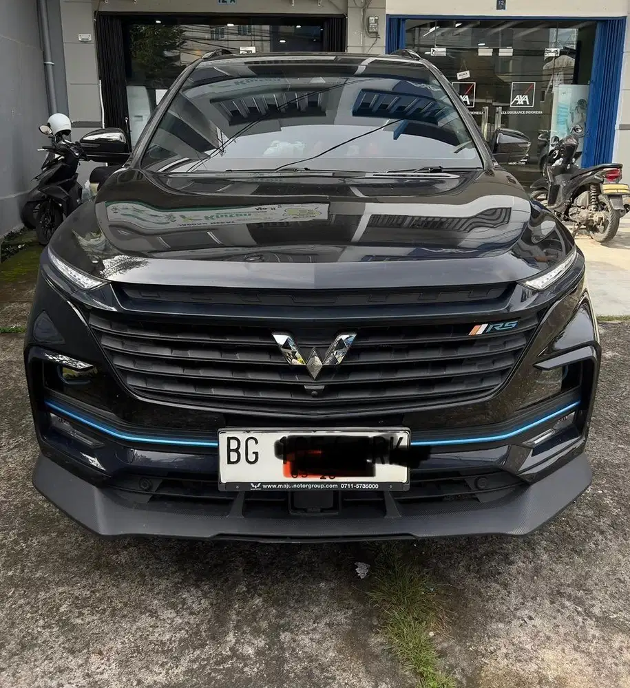 Wuling Almaz RS Hybrid 7 seater