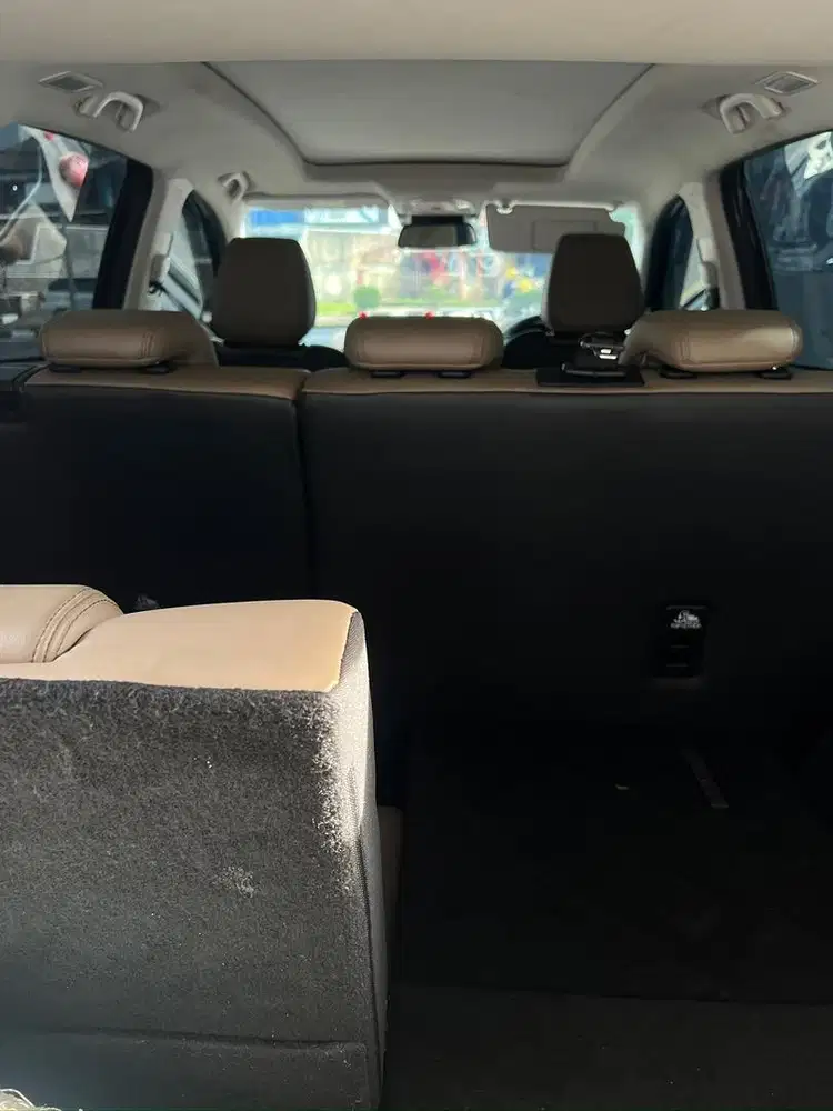 Wuling Almaz RS Hybrid 7 seater