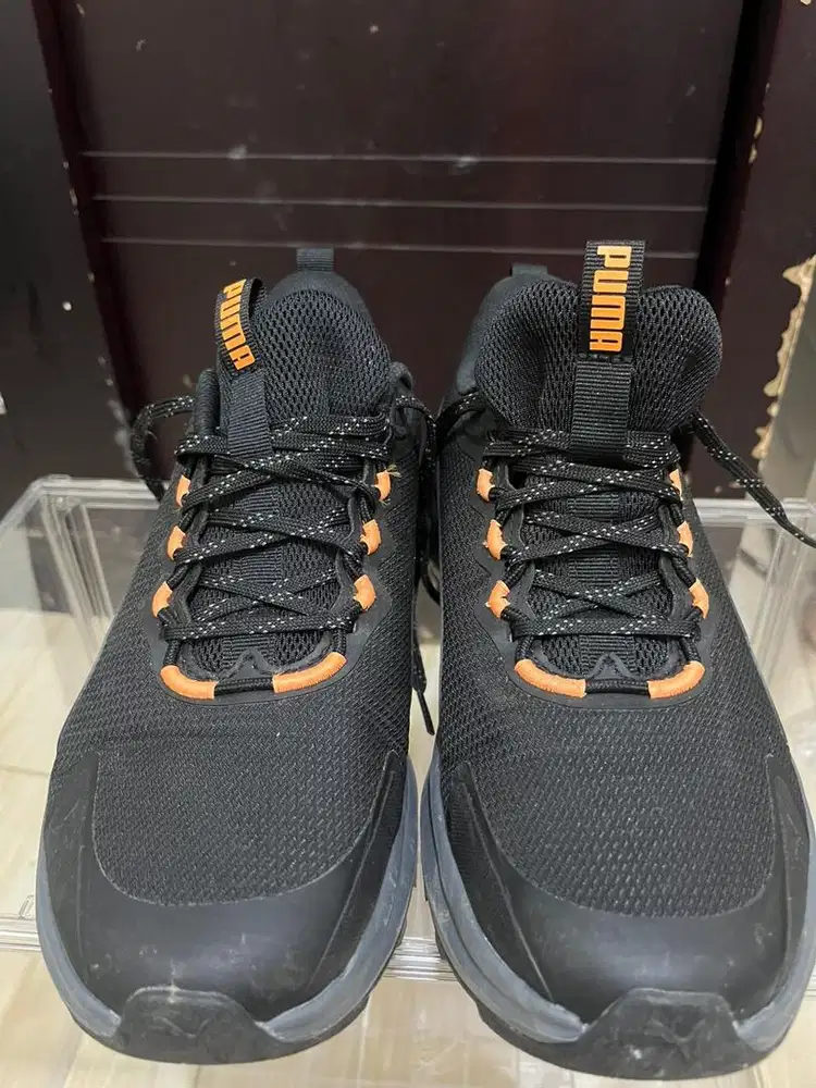 sepatu running PUMA
