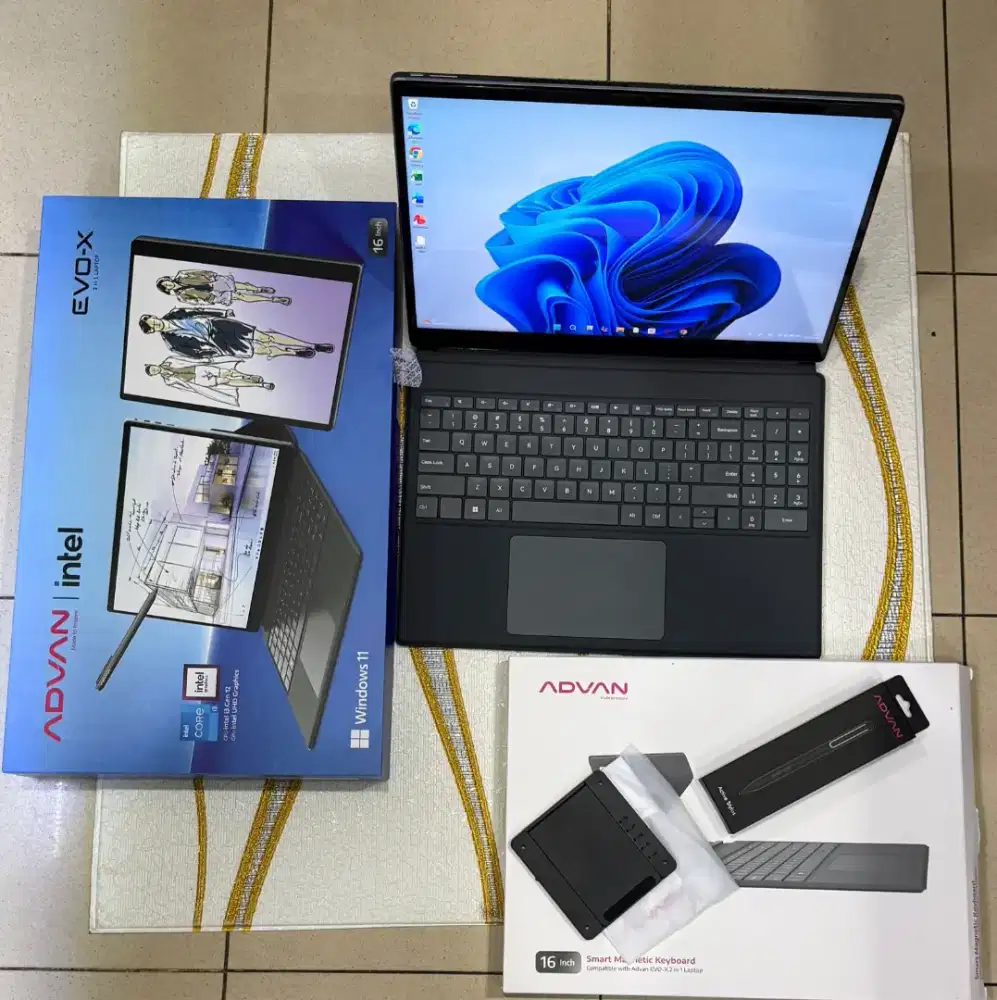 Advan Evo X 16 Inch 12/512GB Window 11 Fullset Mulus Laptop 2 In 1