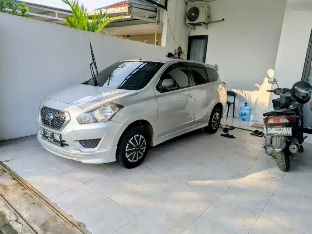 Datsun go+ T option 3 baris seri tertinggi