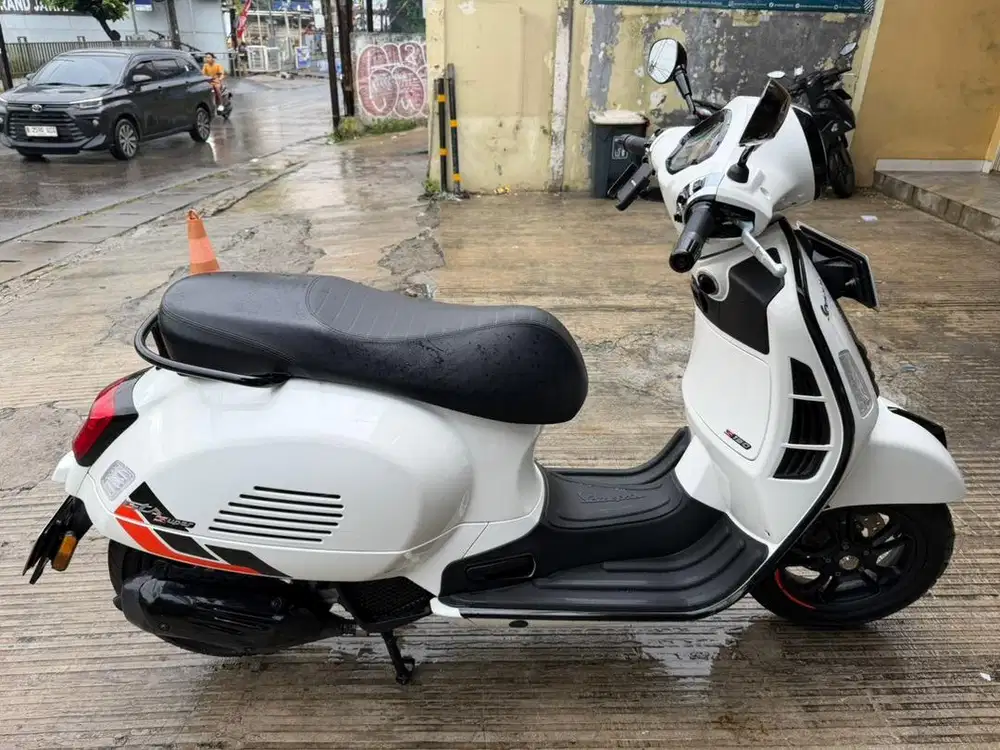 Vespa GTS SUPER SPORT KM 3000
