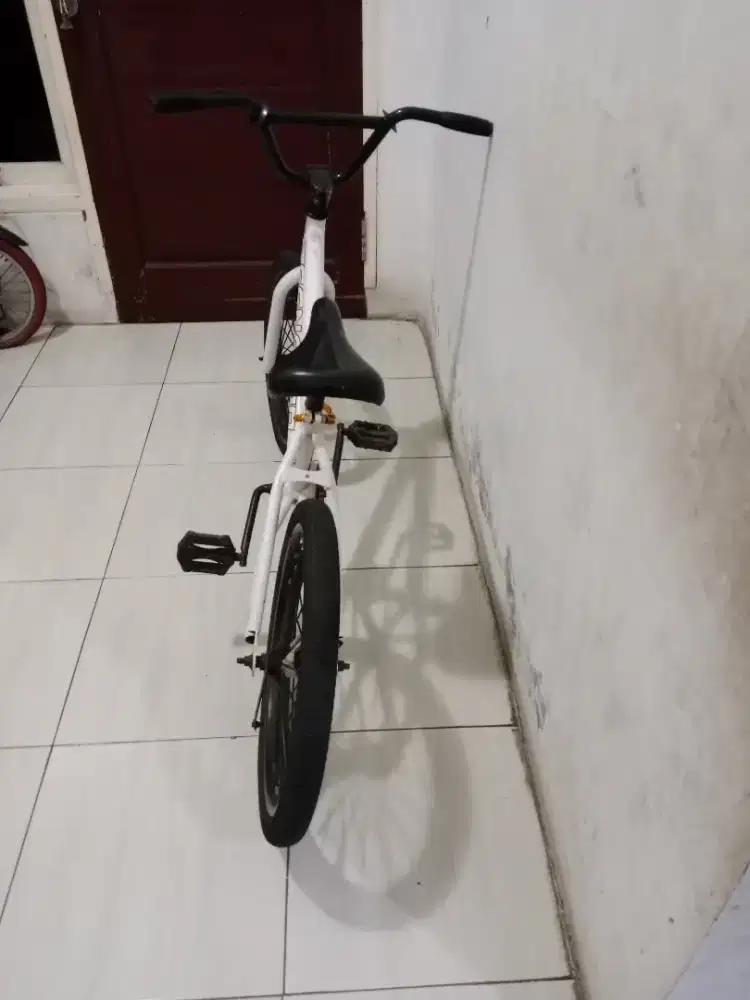 Di jual sepeda BMX