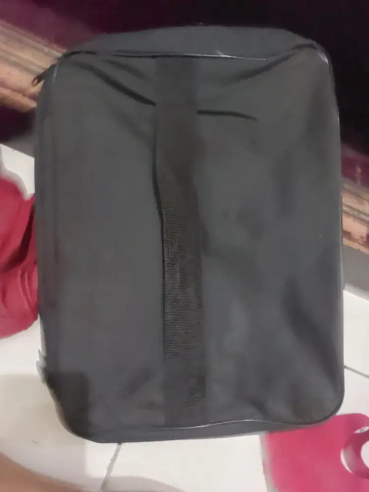 Tas untuk menyimpan dokumen,bisa di lock juga