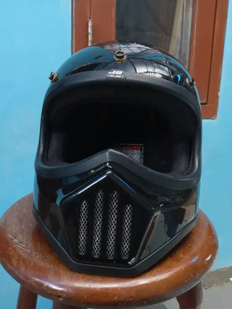Helm Cakil JNS Hitam
