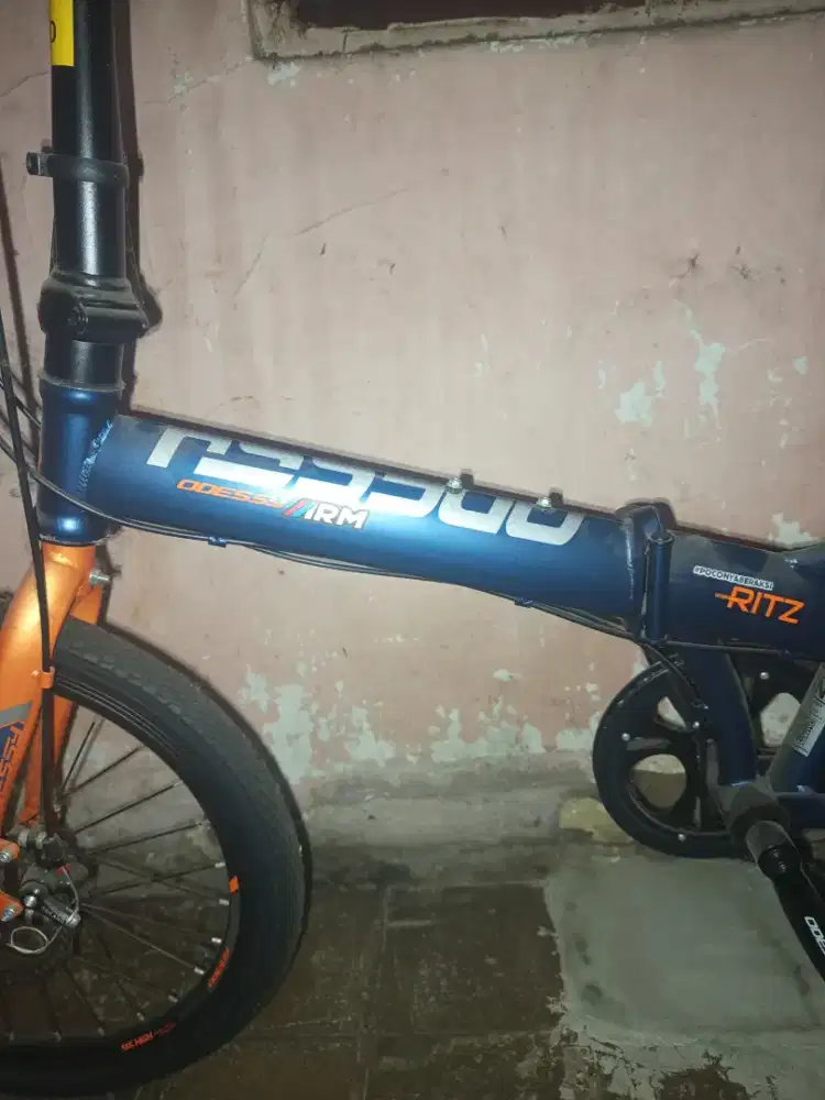 Sepeda lipat odessy velg 20inch ( 7 Speed )