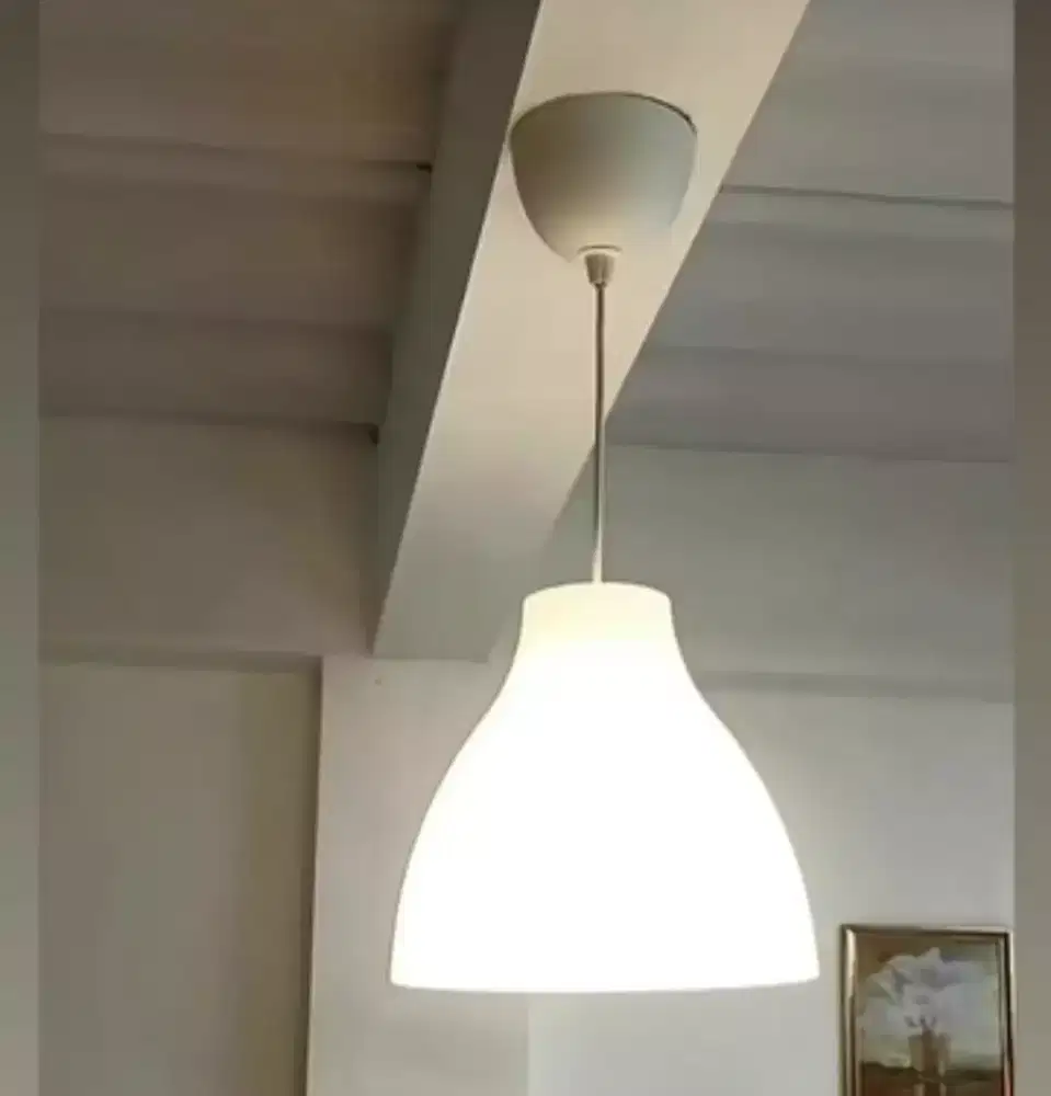 Lampu gantung minimalis