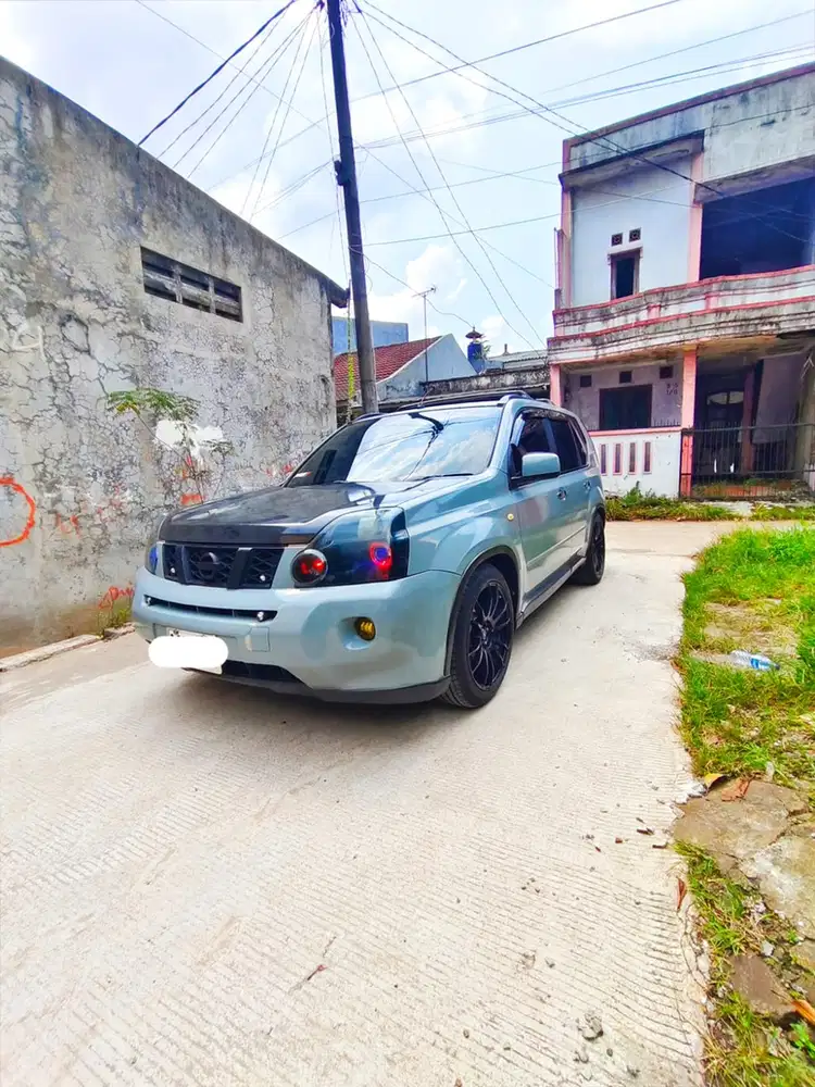Nissan X-Trail 2009 Bensin