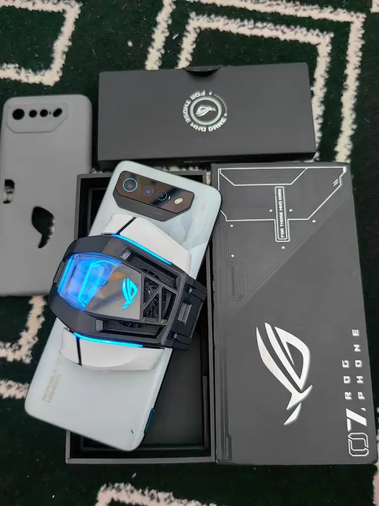 Asus Rog 7 (8/256) Fullset bonus cooler