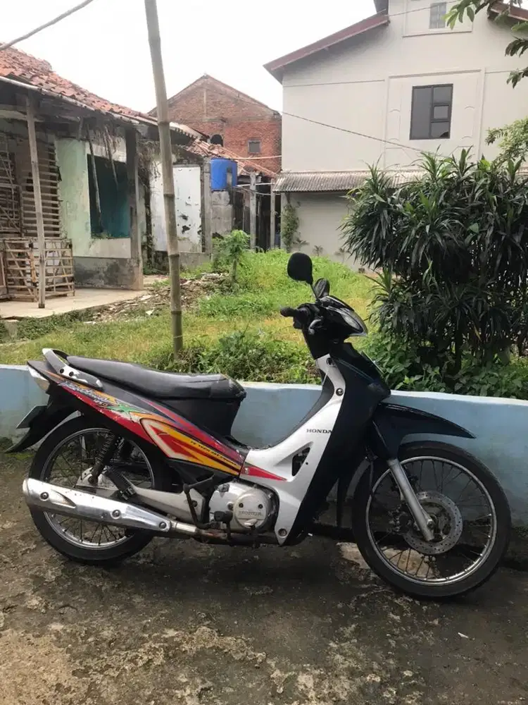 Honda Karisma 2004