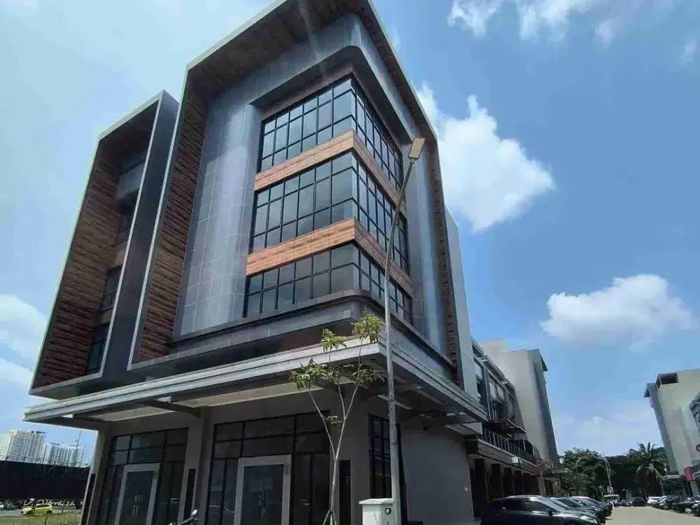 Ruko Crystal HOOK Hadap Jalan di Summarecon Bekasi