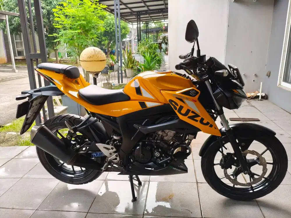 Suzuki GSX S150 keyless