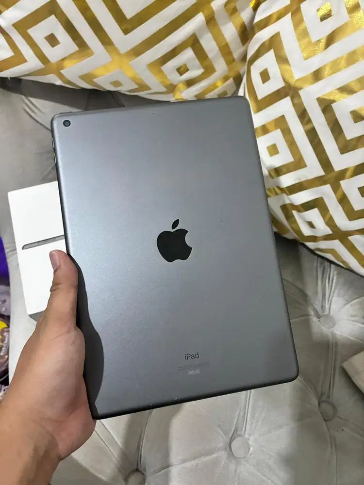Ipad gen 7 32gb ibox langka
