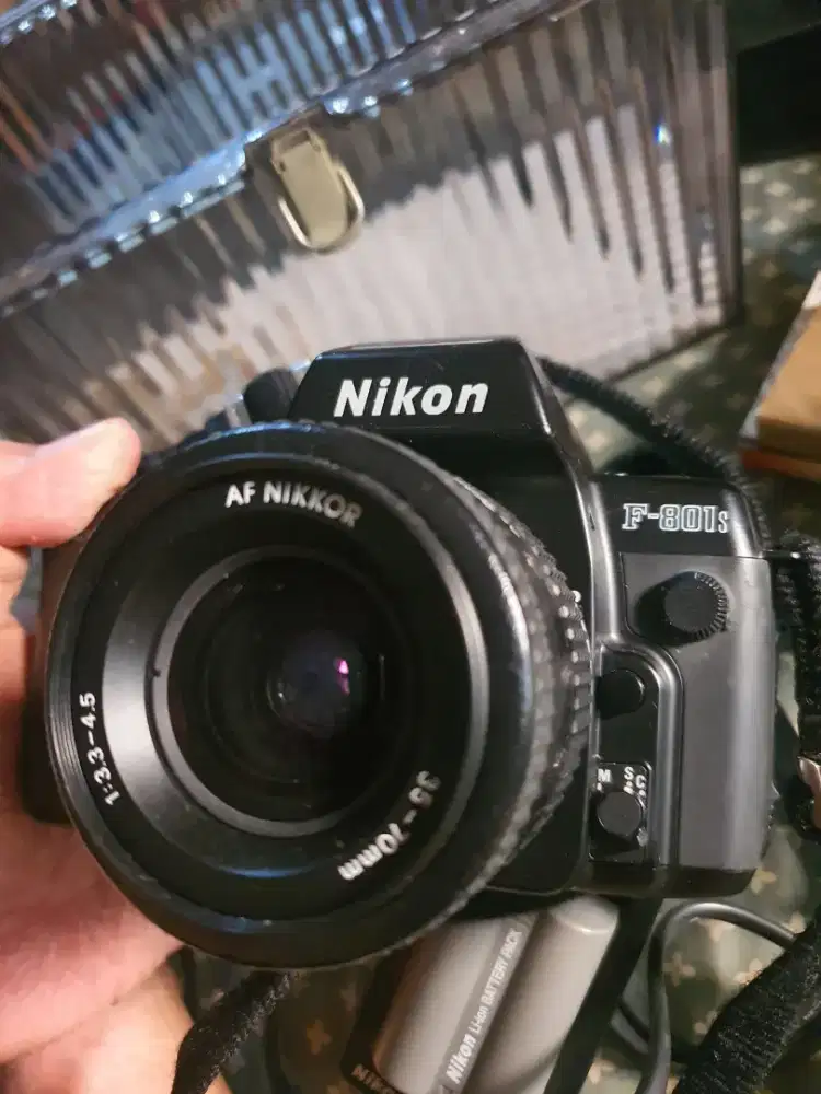 Nikon F-801s Analog + 2 Lensa + 2 Flash | Paket Lengkap
