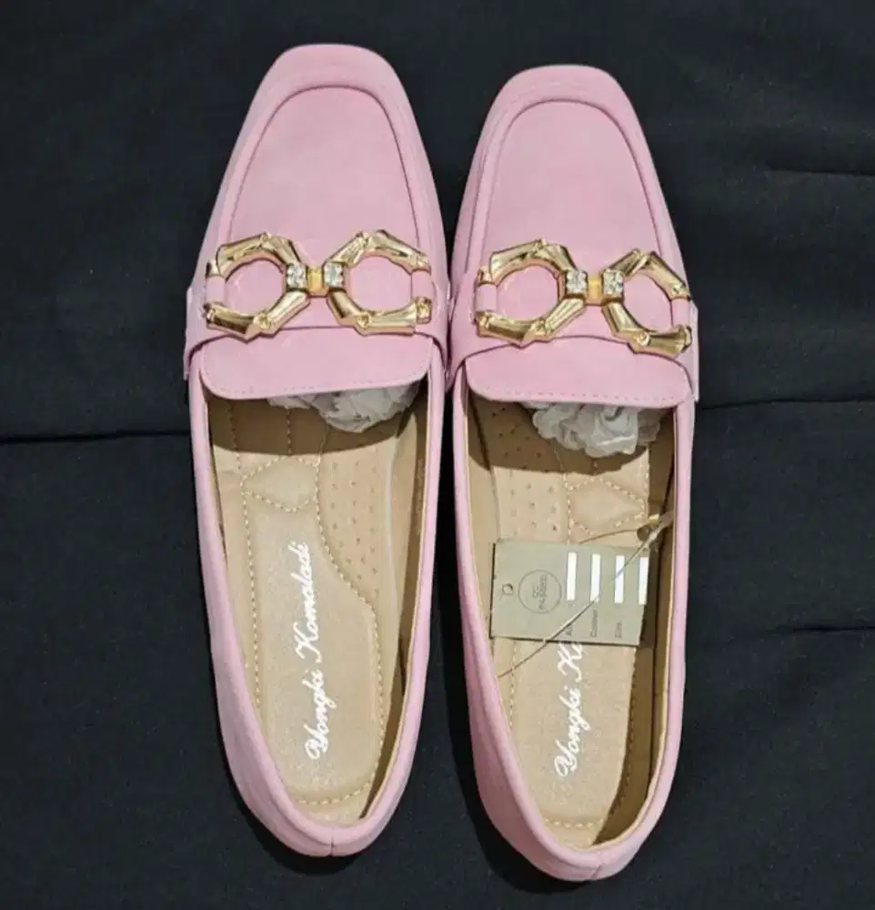 Sepatu Loafer Wanita Yongki Komaladi