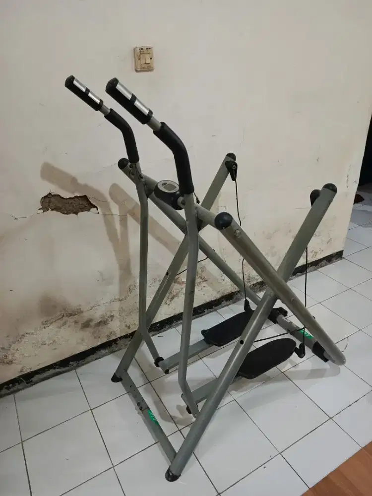 Alat olahraga kardio air Walker freestyle glider