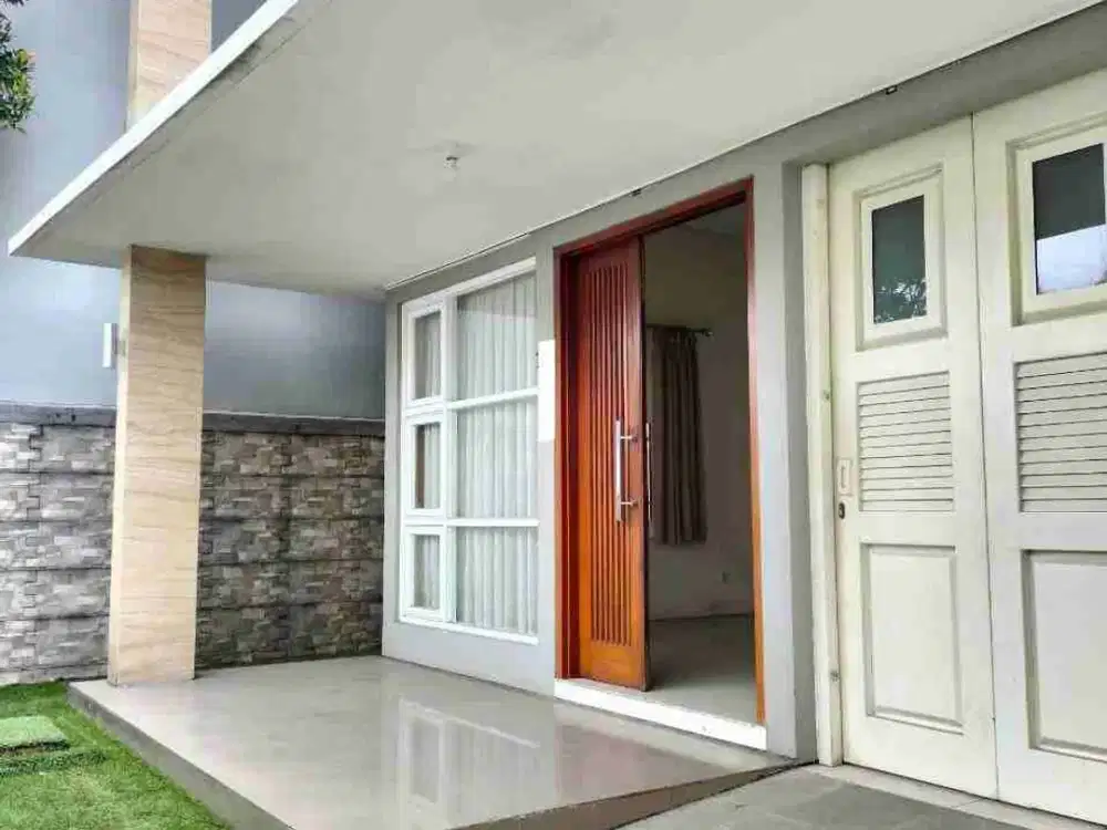 Rumah 2 Lantai Terawat Di Batununggal Buah Batu Bandung