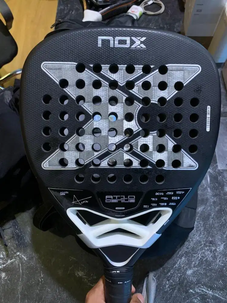 RAKET PADEL NOX AT 10 2026 (Agustin Tapia Series)