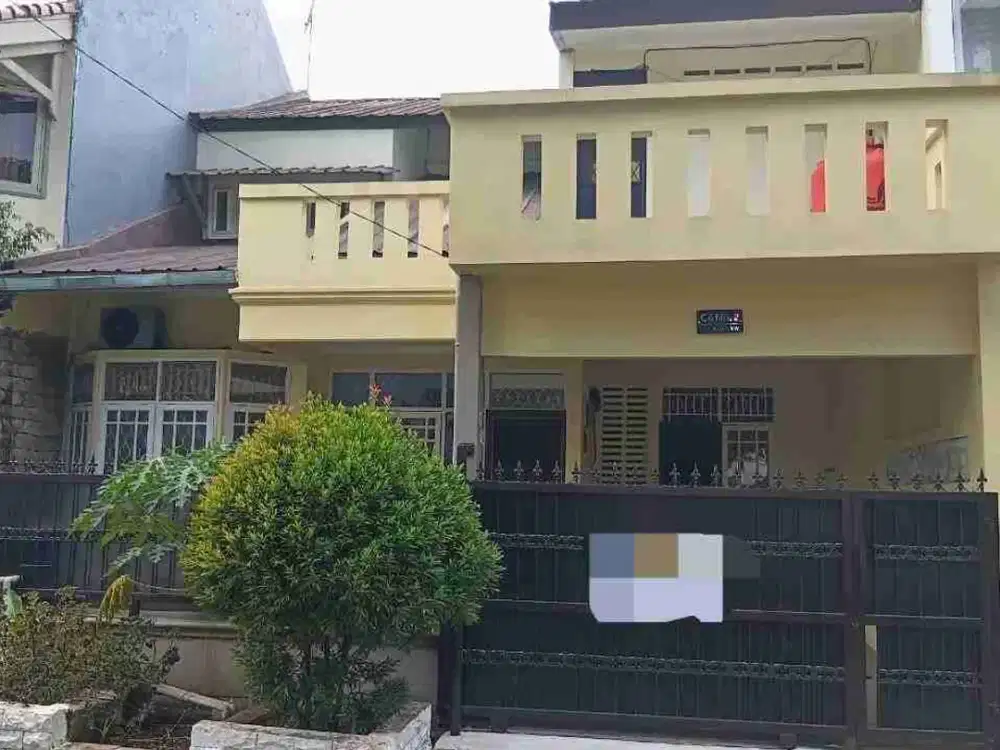Rumah 2 Lantai Strategis  di Jatibening, Bekasi