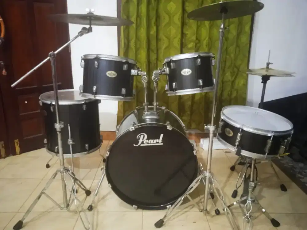 Drum Pearl Target plus simbal