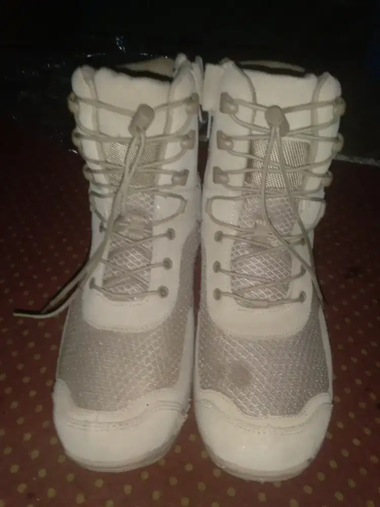 Sepatu POLRI size 42