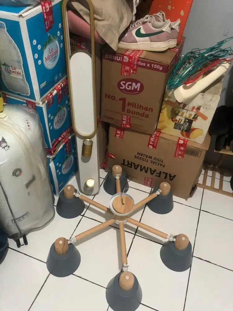 Lampu Gantung / Lampu Hias