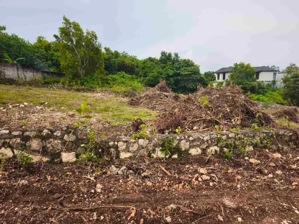 dijual tanah 6,12 are  IDR 550juta per are Kawasan Melasti beach Ungasan