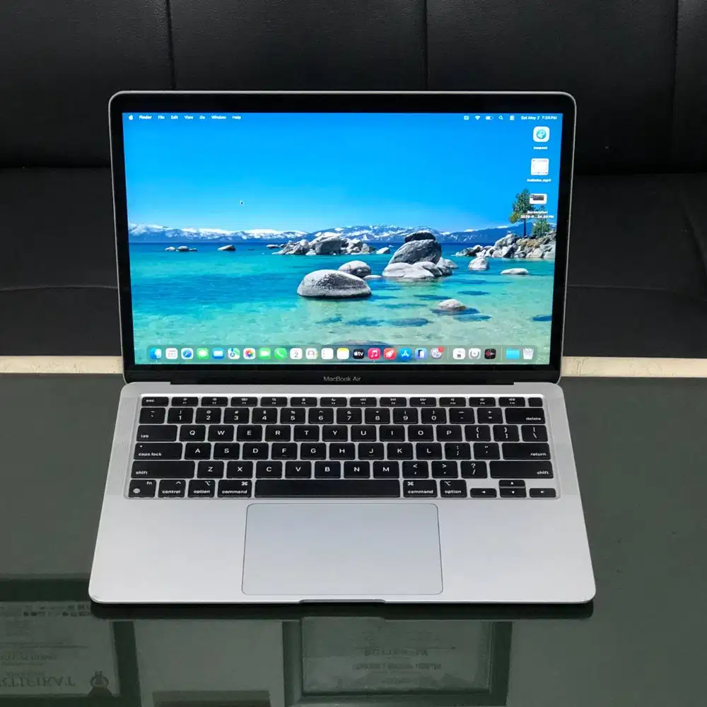 MacBook Air M1 2020 8GB/128GB – Retina 13” Siap Pakai