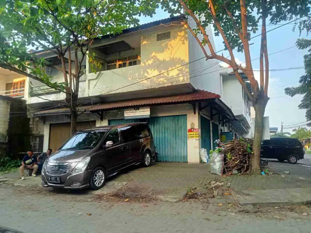 Ruko 2 Lt di Selomas Raya depan Pasar Selomas Panggung Lor