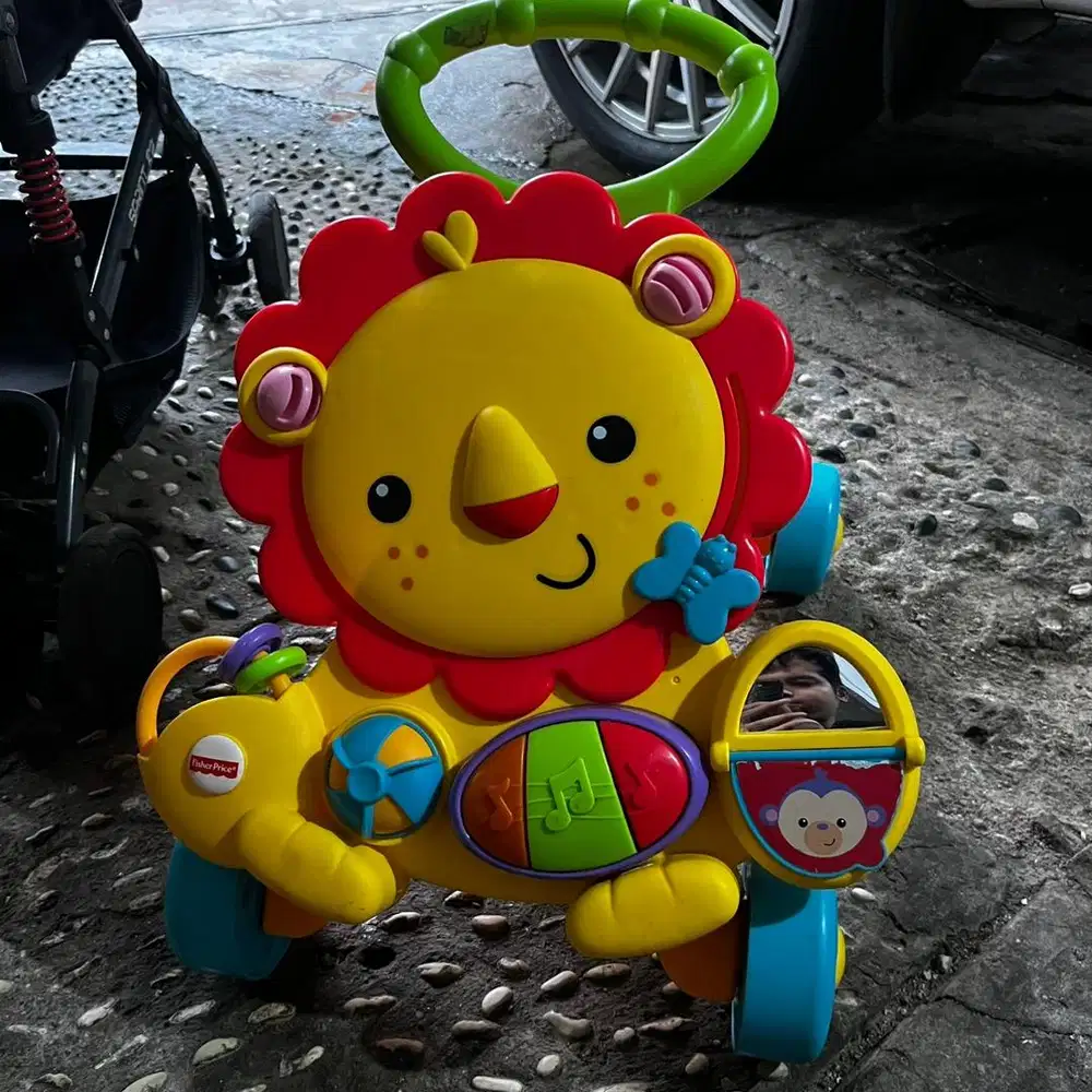 Fisher Price Lion Walker Infant Toy - Mainan Bayi Belajar Jalan